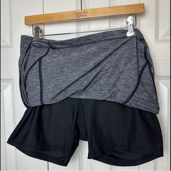 ATHLETA Excursion Skort Skirt Black Heather Gray Attached Shorts Pockets Knit M - Picture 6 of 8